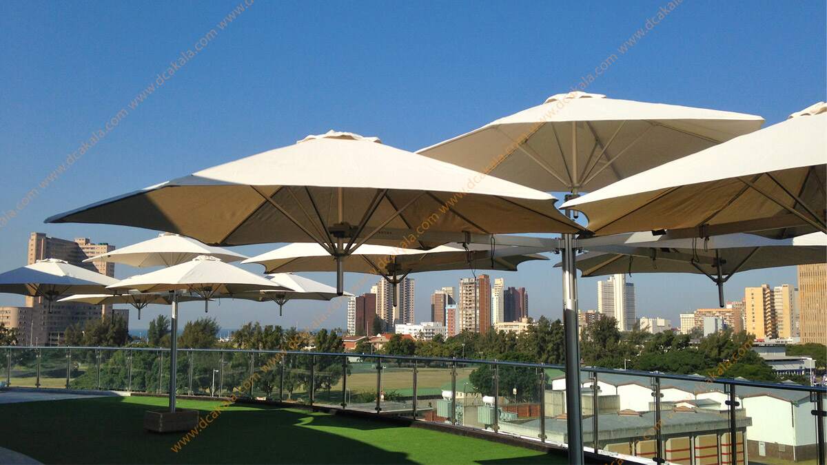 سایبان برقی چتری برای فضاهای باز تفریحی